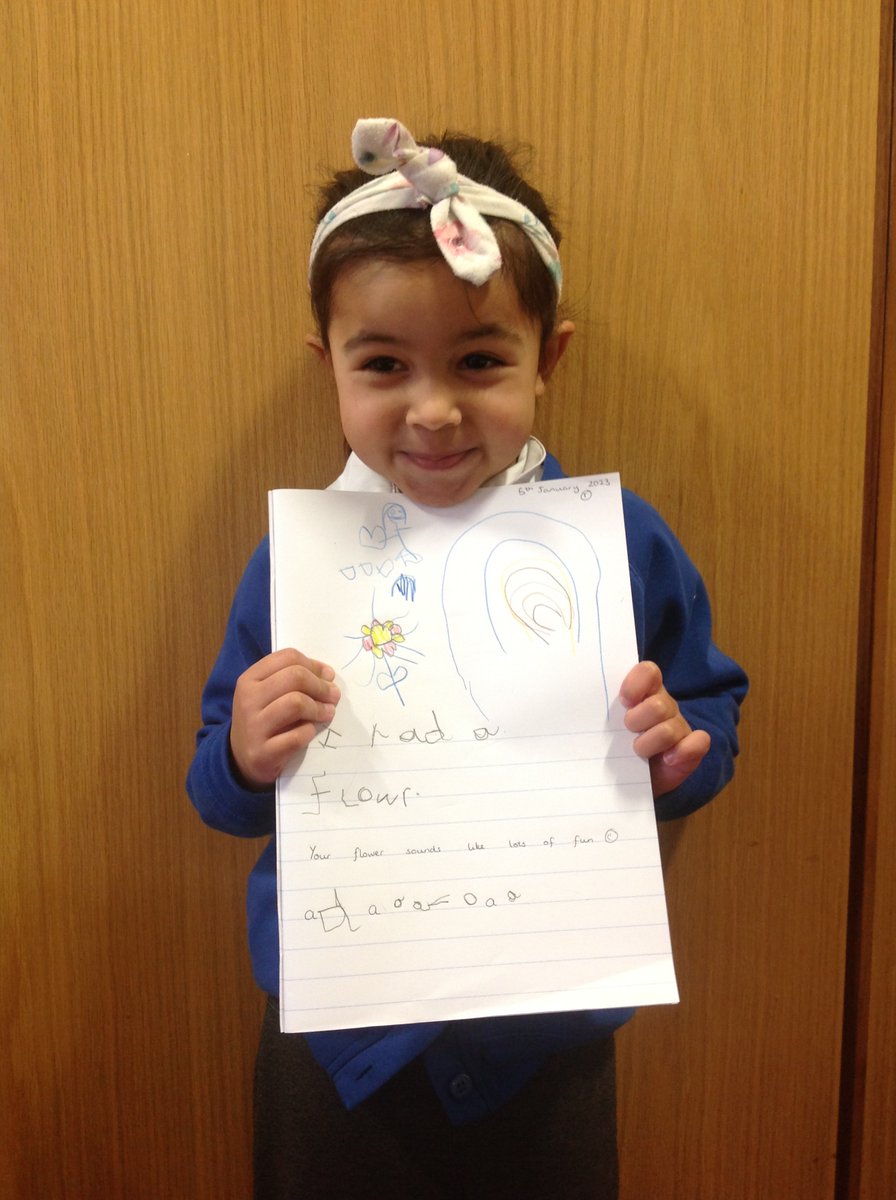 gfprimarycov's tweet image. Reception have enjoyed writing about their Christmas break. Check out their beautiful writing 📝✏️ #GFReception #GFEnglish #wonderfulwriting