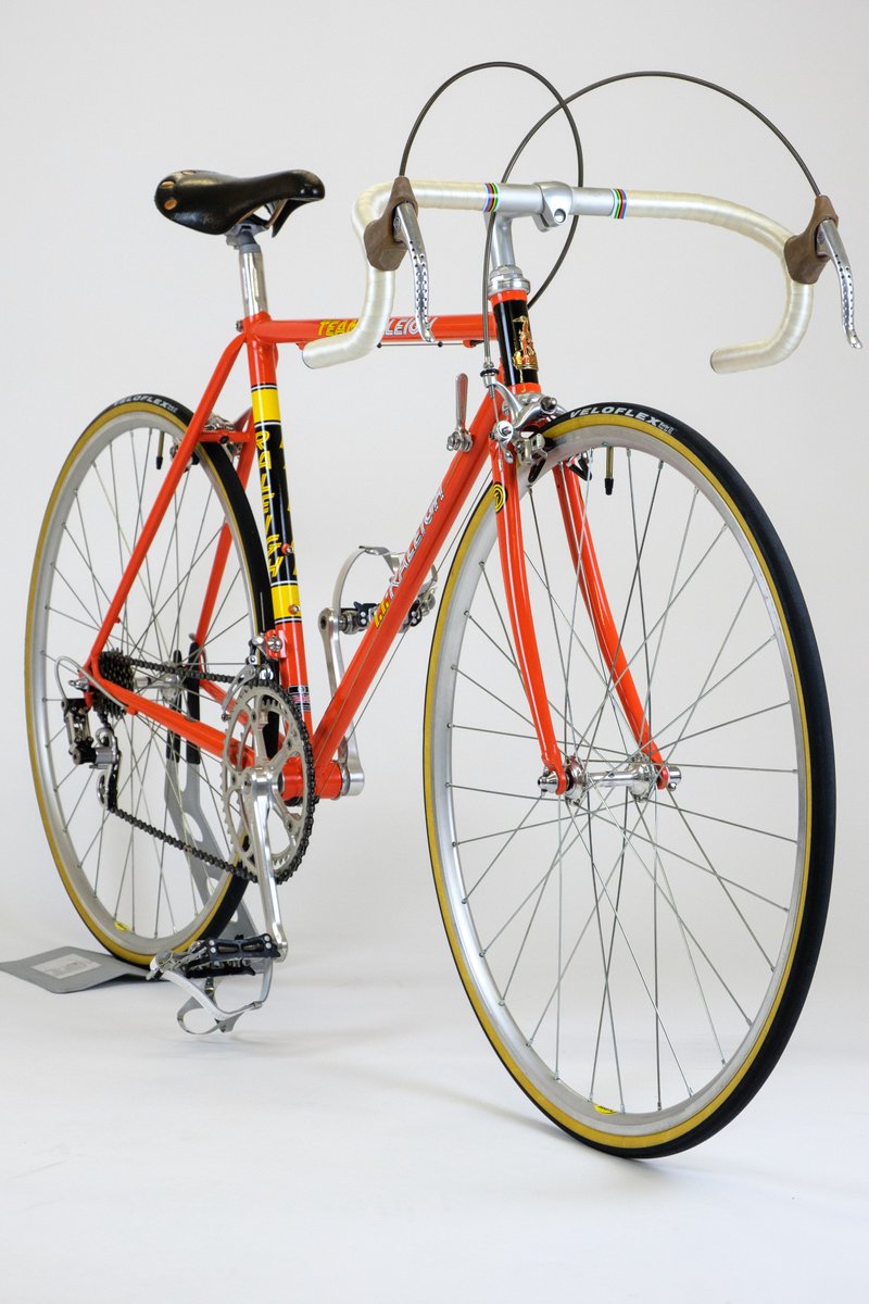 ClassicAndVintageCycles.Com tweet media