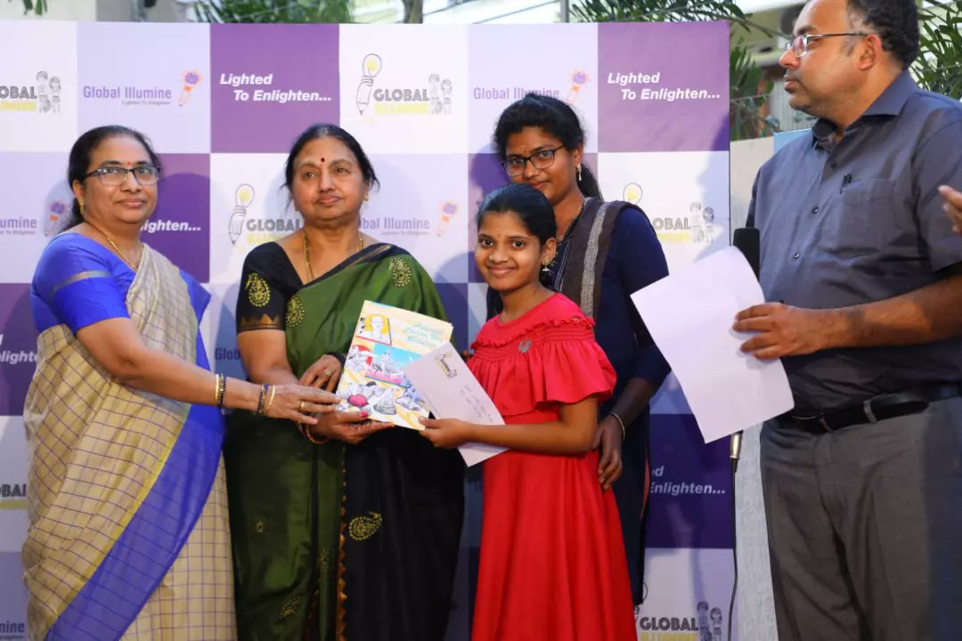 global_illumine's tweet photo. Glimpses of Scholarship Distribution Programme by Global Illumine Foundation on Saturday, 17th December, 2022 at Sarag Building, Arunodaya Colony, Image Garden road, Madhapur, Hyderabad.
#AMC #AMCANA #AMCOSA #Scholarships #GlobalIllumine #Students #GiftEducation https://t.co/QNVepT6Nug