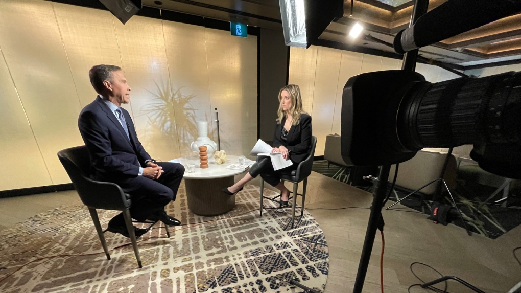 CTVNews's tweet photo. Morneau thinks feds 'probably' spent too much on COVID aid, 'worried' about 2023 recession https://t.co/uz0ymURw2r https://t.co/umW88YbC1i