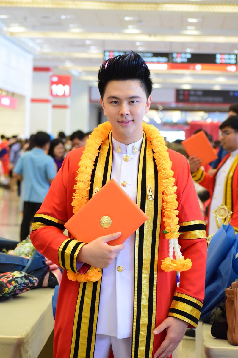 ✨congratulations✨

🎉ขอแสดงยินดีกับน้องแม็คด้วยนะครับ
สำเร็จการศึกษาปริญญาโท มหาวิทยาลัยเทคโนโลยีพระจอมเกล้าธนบุรี (บางมด) ♥️ 

#mac_kridtat