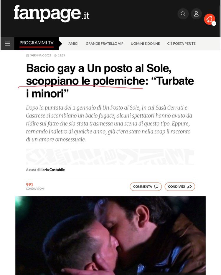 stanzaselvaggia's tweet photo. Una manciata di commenti di 4 gatti sul bacio gay in un Posto al sole sono diventati titoloni sui giornali che parlano di “bufera web”, “polemiche” e così via. Vi do una notizia: sei commenti di dissenso li trovate pure sotto la foto di un tramonto a Tropea. Non sono notizia. https://t.co/5qCF73Ci0t