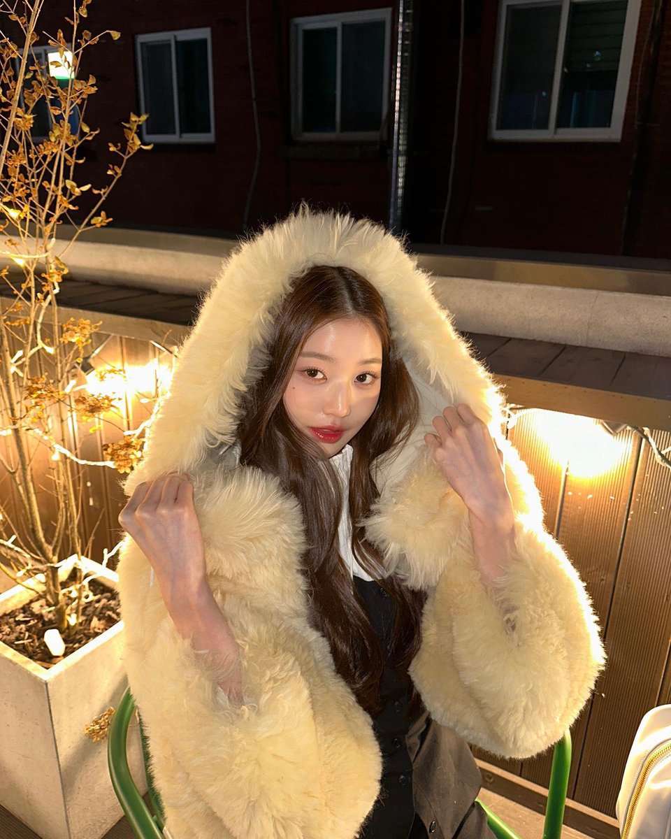 WONYOUNG HOUSE tweet media