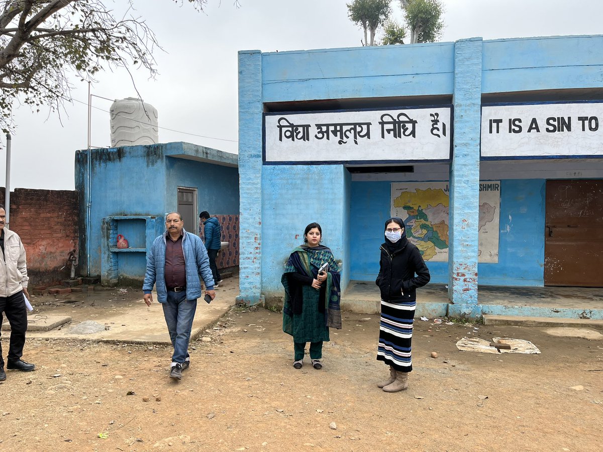 ddrsjammu's tweet photo. ODF+ villages on ground inspection today at Block kathua, Distt Kathua by Dep Director Sanna Khan, ACP Nagesh Singh and Field Officer Sania Haq khan. https://t.co/63q2S9rm4Y