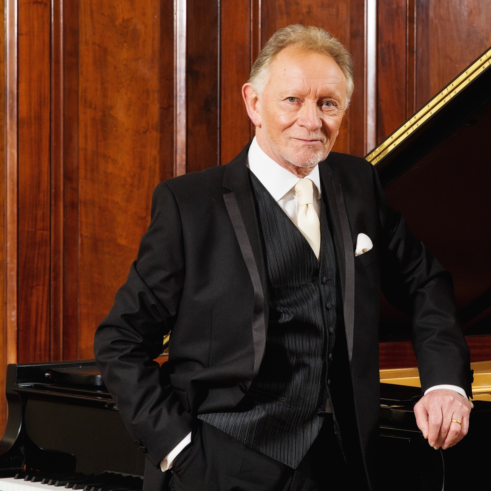 Phil Coulter (Phil_Coulter) / Twitter