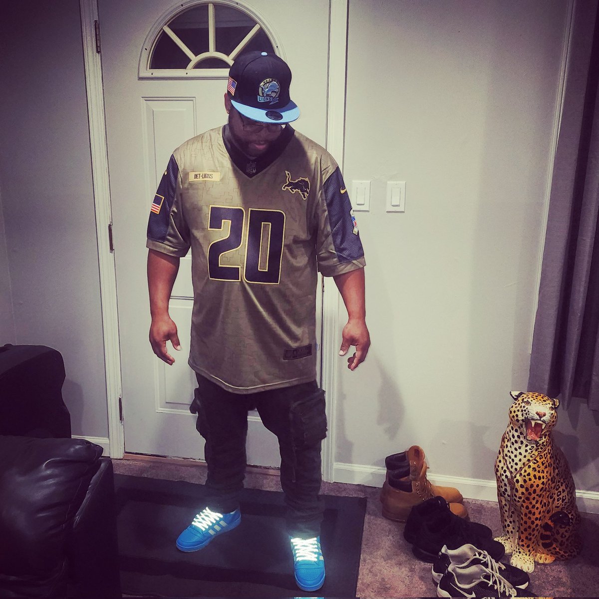 bricks169's tweet image. 