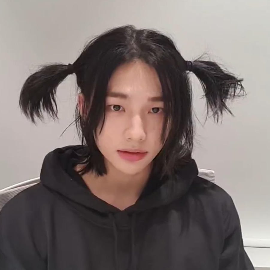 𝐢𝐫𝐢𝐬 tweet media