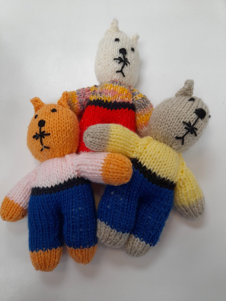 CatsKeighley's tweet image. Our catnip cats and catnip mice are topped up thanks to our pawsome customer! 

So why not pop in and catch one whilst you can 😻

#catniptoys #homemade #donation #catsprotectionkeighley #catsoffacebook #catsofinstagram #CatsOfTwitter