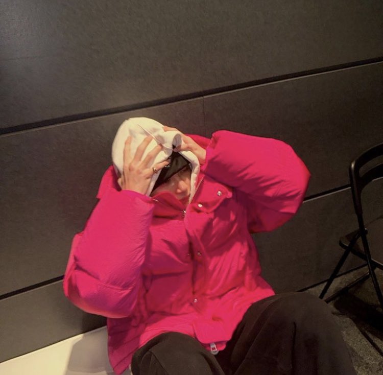 Jieongham's tweet photo. Making myself petite in thick pink padding and my favorite Prada beanie. That was all comfortable and I decided to take a photo to let you guys see how I looked, any thoughts on that? https://t.co/qx9T0I5rPD