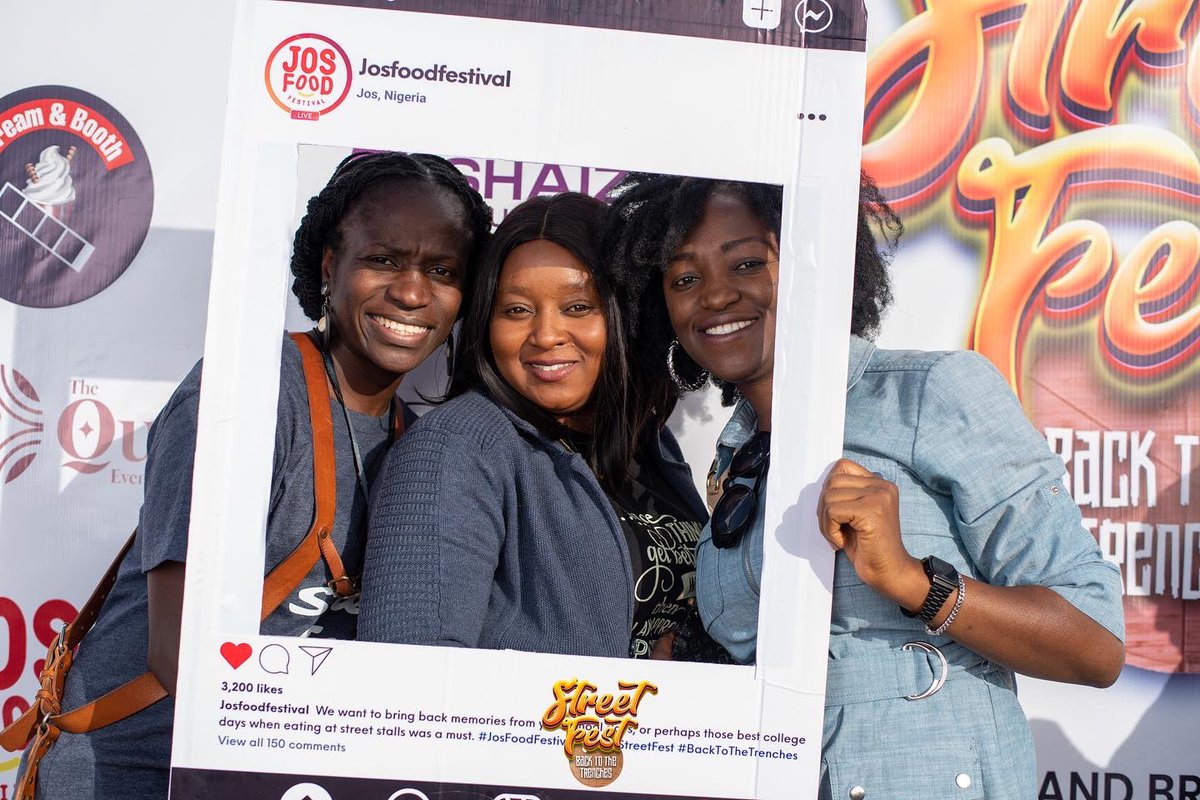 Josfoodfestival's tweet photo. Say cheese! ππΈ
#JosFoodFestival2022 #StreetFest #BackToTheTrenches π₯ https://t.co/XJjIVYrnM2