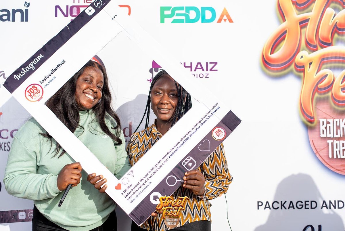 Josfoodfestival's tweet photo. Say cheese! ππΈ
#JosFoodFestival2022 #StreetFest #BackToTheTrenches π₯ https://t.co/XJjIVYrnM2