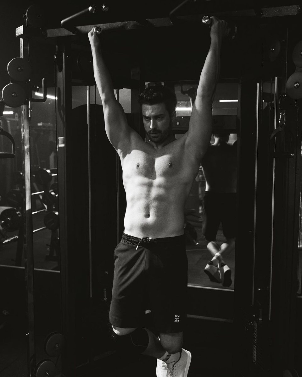 AlpnavIr's tweet photo. Allahım sabır ver bu ne ya gördüm yaw ufffff🥵🥵🤤🤤❤️‍🔥❤️‍🔥🔥🔥 @AlpNavruz #AlpNavruz #yurekCikmazi #haliltekin #defacto #handsomemen #hot_boy https://t.co/5vZ4fFdN8W