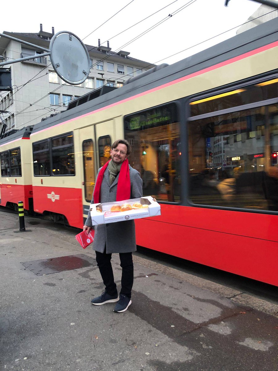 Zum Dreikönigs-Tag gab es heute von uns leckere Dreikönigs-Brötli.

Damit es nicht nur den Königen gut geht in Zukunft: SP Liste 2 wählen bei den Kantonsratswahlen.