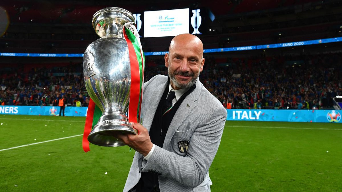 ItaliaUnitaFc's tweet photo. On Sunday we face Singh Sabha in the 4th round of the B&amp;B Sunday Trophy. Come down and support the boys. 10:30 KO at the Rye.

We will also be observing a minute silence to remember both Gianluca Vialli and Pele who passed away recently. 

#ForzaVialli https://t.co/Hf8PBxgZzI