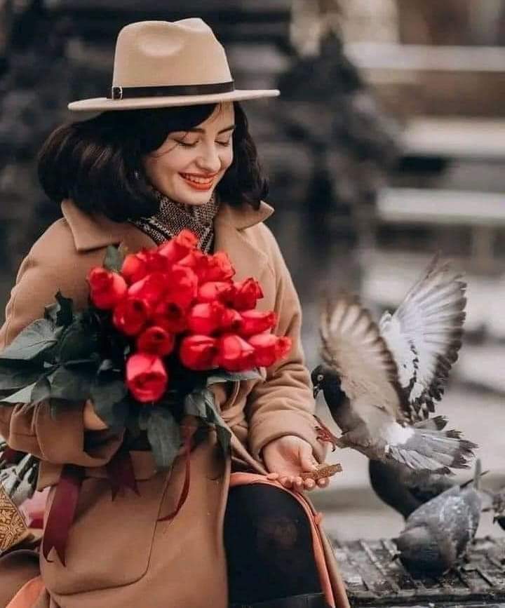 لاشيءأجمل من أن تكون بطل نفسك أن تهزم إنكسار روحك وتعرف تماماكيف تحصل على ماتريدفعندما تعطيك الحياةسببالتيأس اعطها الف سبب للإستمرار
لاتيأس إن فشلت لن ينهارالعالم ولن تنطفئ الشمس هون عليك وسامح نفسك تعلم من مواقفك فلاأحدمناتخلوحياته من الأخطاءدع الأمل يملأحياتك وترقب النجاح دائما