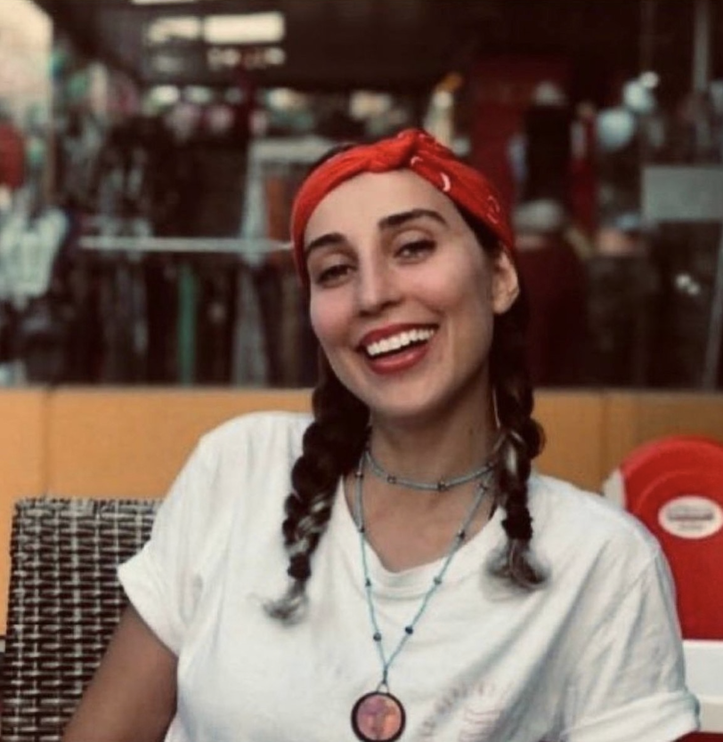 CarolineLucas's tweet image. This is Elham Modaressi - an #Iranian artist detained without charge, tortured, sexually abused &amp;amp; denied health treatment

We demand #ElhamModaressi be immediately released &amp;amp; stand with all in Iran championing democracy &amp;amp; freedom

#WomanLifeFreedom @AmnestyIran