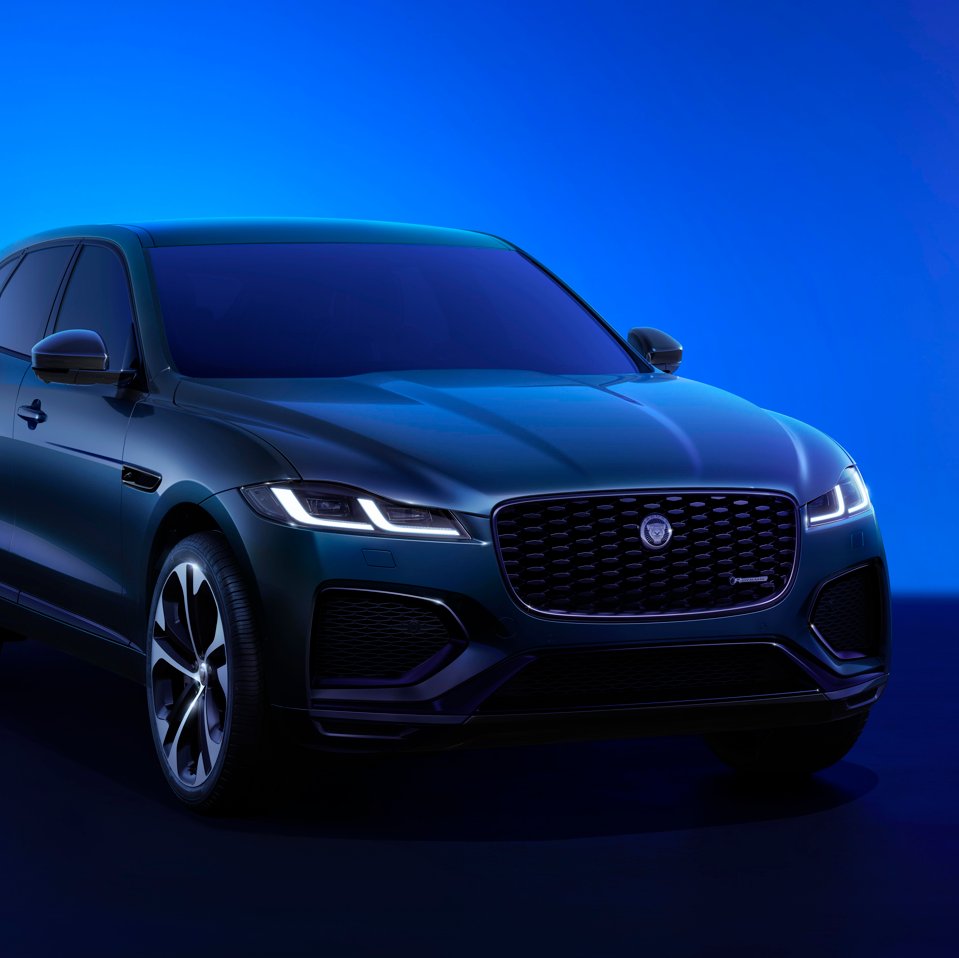 Make the year ahead one to remember behind the wheel of a brand new Jaguar. Explore our latest car offers today: ow.ly/GHQe50MjNHs