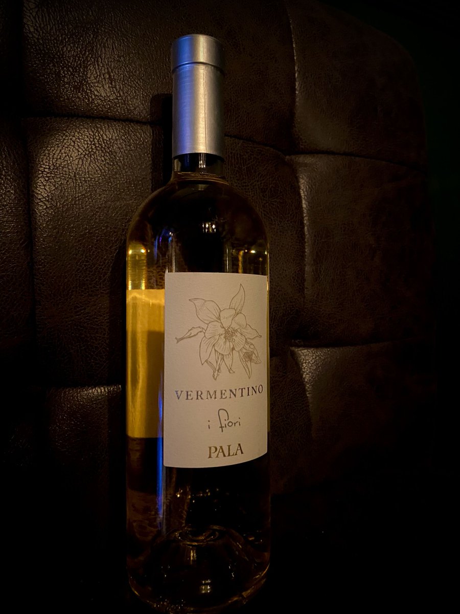 rebelwinebar's tweet photo. Fiori Vermentino 🥂
@palawines  

#fortlauderdalewineclub
#fortlauderdalebar 
#fortlauderdalenightlife
#ftlauderdalenightlife
#nightlifefortlauderdale 
#southfloridanightlife 
#browardnightlife
#whyiwineandfood
#visitlauderdale
#ilovewine
#soflowinetastings https://t.co/7Us0QhHN4R