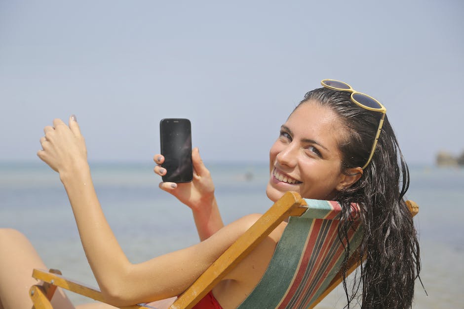 For all the things that you'd rather be doing, we'll give you the peace of mind that your exteriors are covered. 

403-226-2700 or email info@meerkatroofing.ca

#gohavefun #yycroofing #calgaryroofing #we'vegotyoucovered #wearetrusted #therealdeal #bbb #reroofing #backthekat