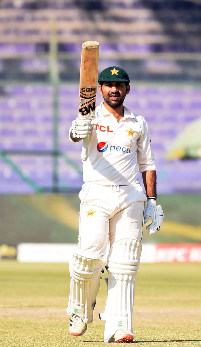 iamfawadalam25's tweet photo. The day belonged to this man @SarfarazA_54 🫡 Well played Saifi, that’s what we call a solid comeback!! 👏🏼

Great fight by both teams! 👍🏼

#PAKvNZ https://t.co/FzE3bCtz4K