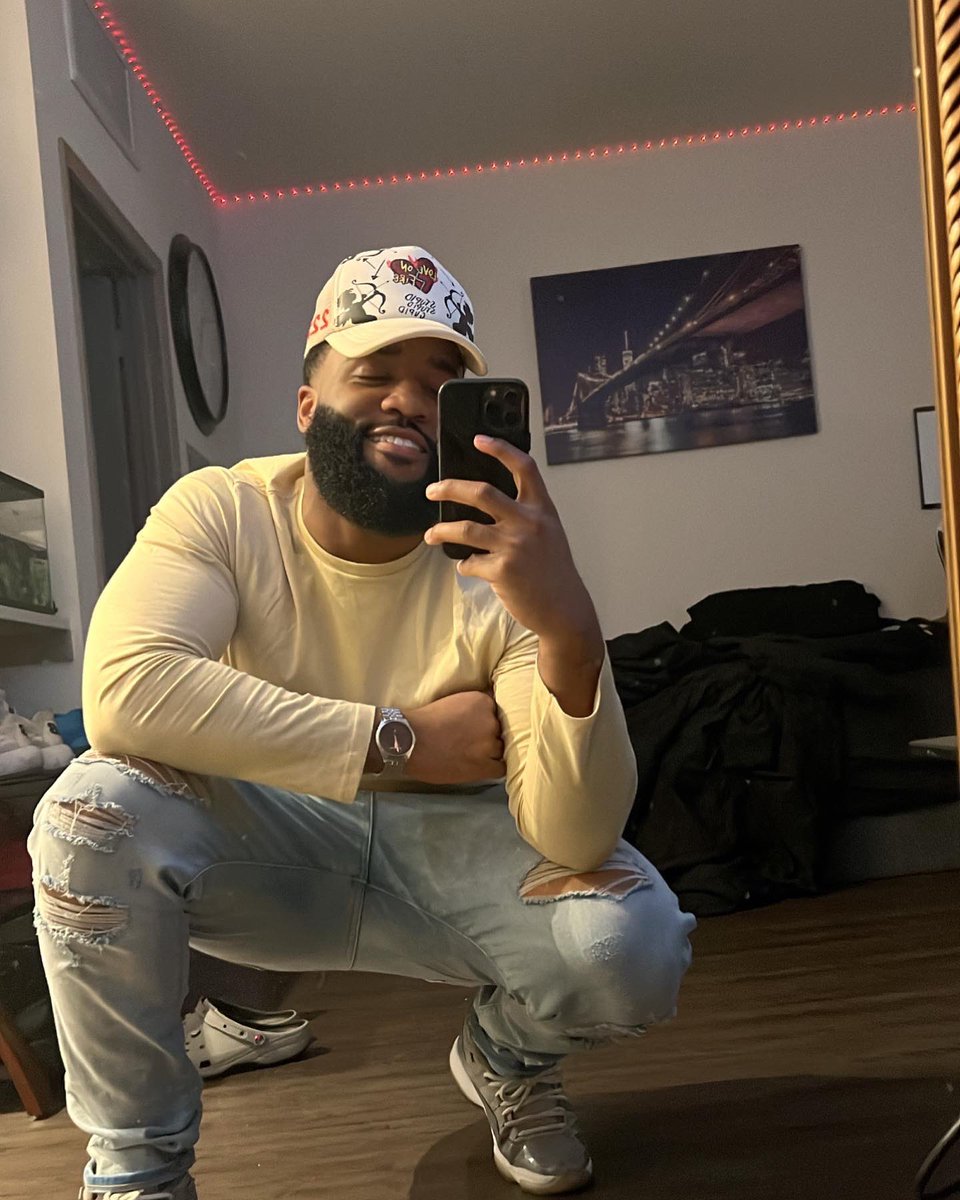 👑 King Forman tweet media