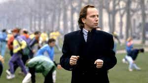 merlinpapin3's tweet photo. .@FredOL69007 Ce soir sur @France5tv le film #RienduTout de #CedricKlapish (1992) avec Fabrice Luchini Daniel Berlioux Olivier Broche Marc Berman Jean Pierre Darroussin Antoine Chappey Odette Laure Karin Viard https://t.co/OkmuomMwmL