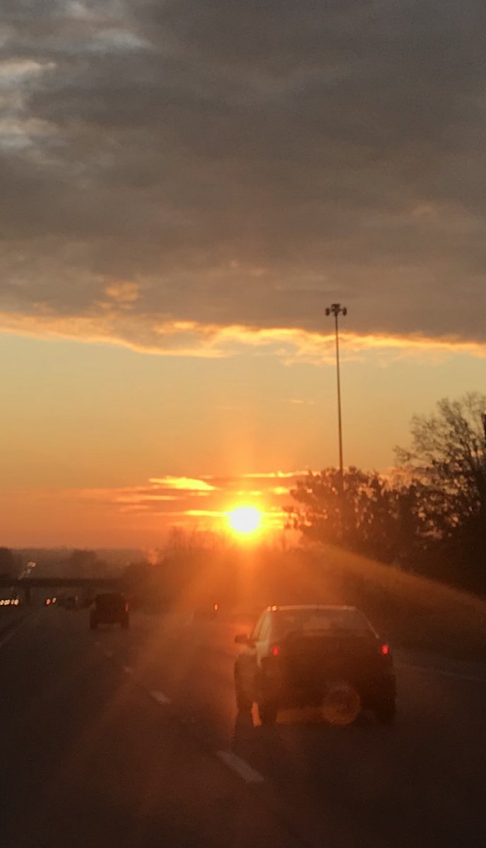 A beautiful day dawning In Kentucky… Make it a great day!