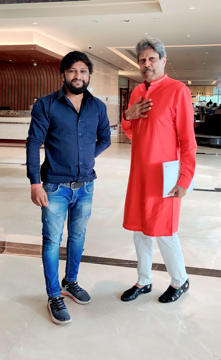 AmolDamji's tweet photo. @therealkapildev #KapilDev sir  #thelegend #indian #cricket #legend #indiancricketer #cricketlovers #TeamIndia sir @kapildev_fc @83thefilm @indiancricketteam @indiacricketteam.official @teamindiasports @iplt20 @cricketworldcup @cricketworldcup @t20worldcup https://t.co/jn89Z18YIQ