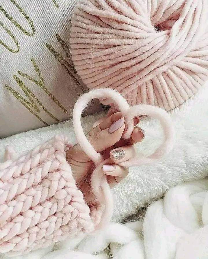 SaMuSandy's tweet photo. Buenos días guapísimas y guapísimos 😘😘😘
Viernesitooooooo yaaaaa👏🙌🙌👉Atrae lo que esperas.  refleja lo que deseas.  Conviértete en lo que respetas.  Y refleja lo que admiras ...💫
#accionemos https://t.co/RIiSBZlz3B