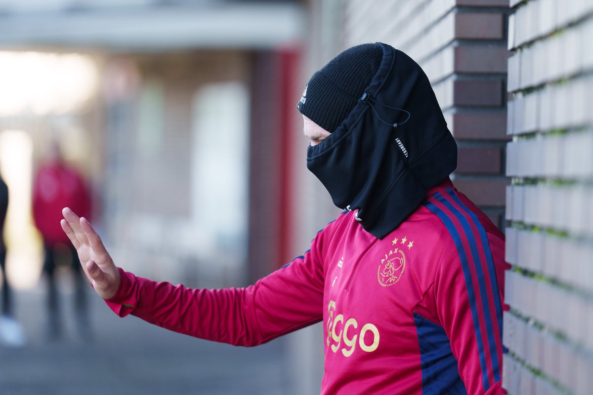 FlyqTrHWQAIfe5q.jpg