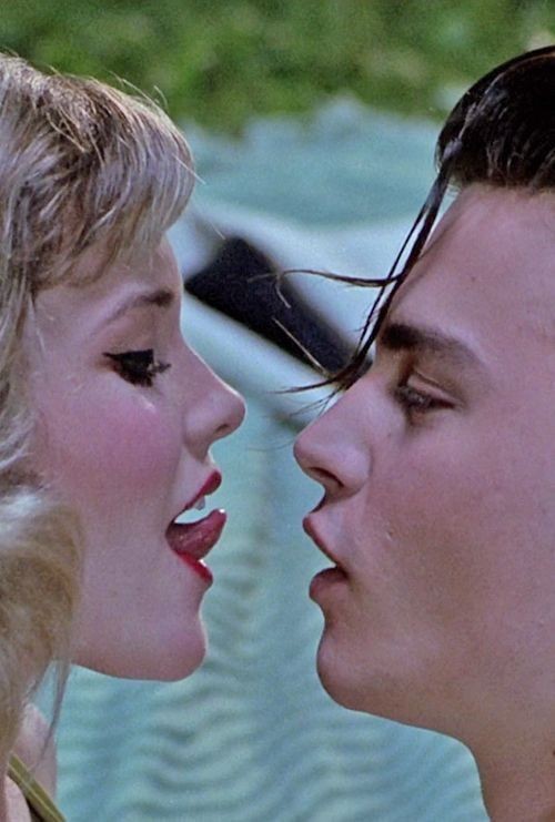 Sipodolli's tweet photo. Давайте все признаем, что хотим как у них:
#ADAMS #crybaby #Malifisenta #love https://t.co/kber3nE2Ky