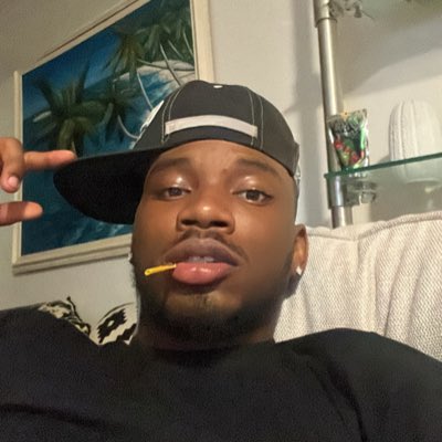 khariruth's tweet photo. #NewProfilePic https://t.co/oydEtntnc7
