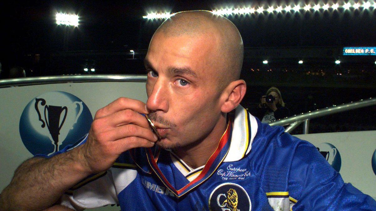 PositivePracti1's tweet photo. Loved then - now and forever 💙💙💙 Luca Vialli - #specialguy RIP https://t.co/NfEqOJnsqA