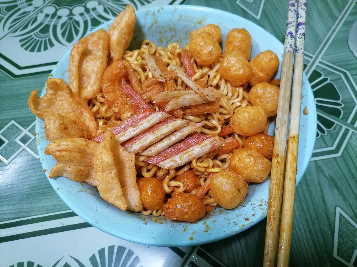 feemcatdj's tweet image. #Lucene​ @LucenePLG  เอื้อยครับวันนี้ผมก็ใด้กินเซ้นเหมือนเดิมครับ​ วันนี้หรูกว่าเดิมครับ