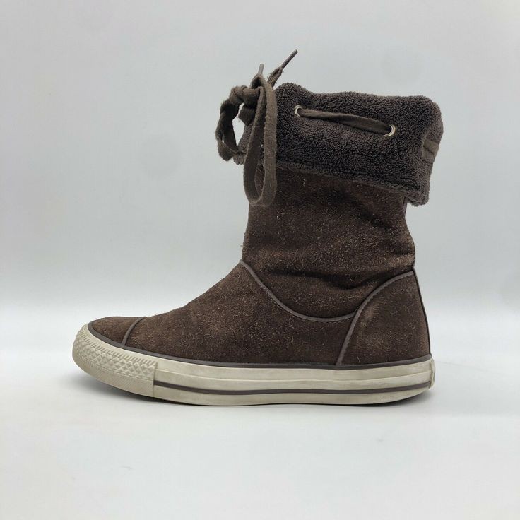 ev300001's tweet photo. Alguém pfvr sabe onde comprar esse tipo de all star?? https://t.co/RtiS8ZI2PS