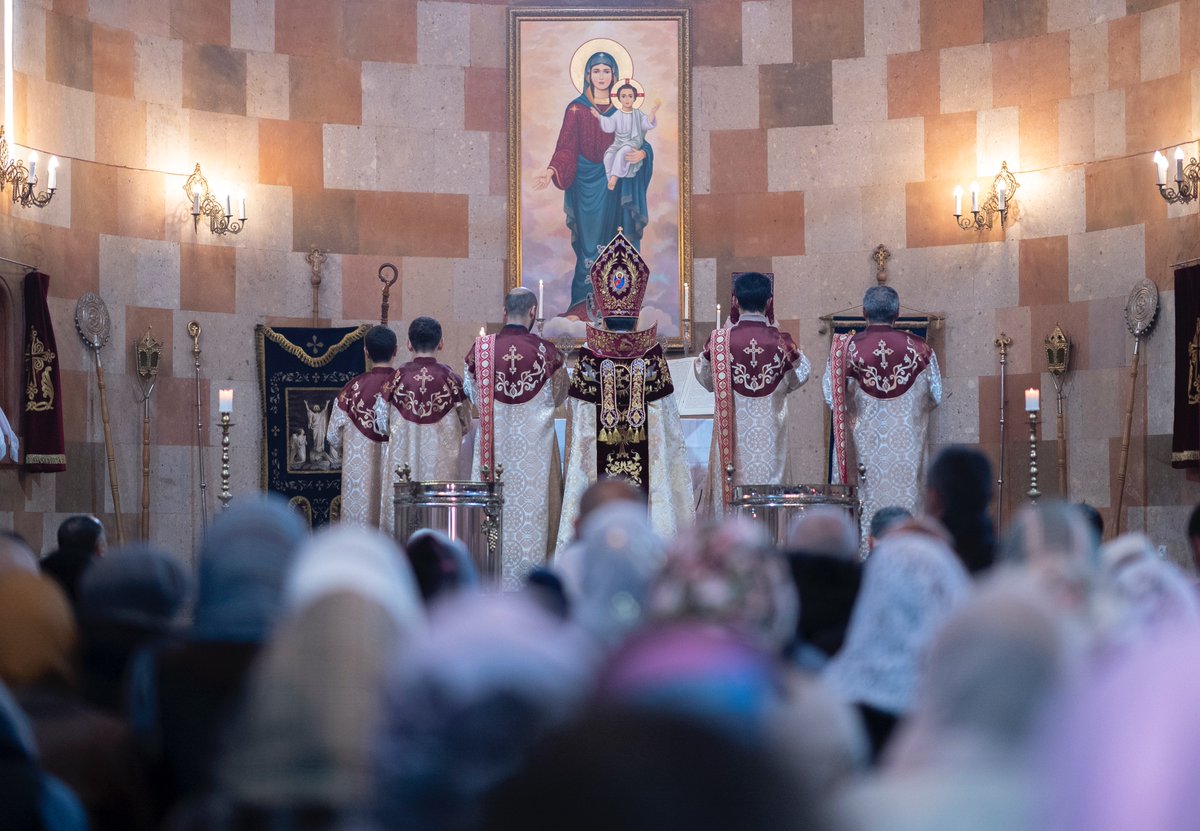 This year we celebrate Christmas under a blockade. Nevertheless, the spirit of our people endured and nothing can break our will to live in our homeland. 
Merry Christmas! 
Քրիստոս ծնաւ եւ յայտնեցաւ!