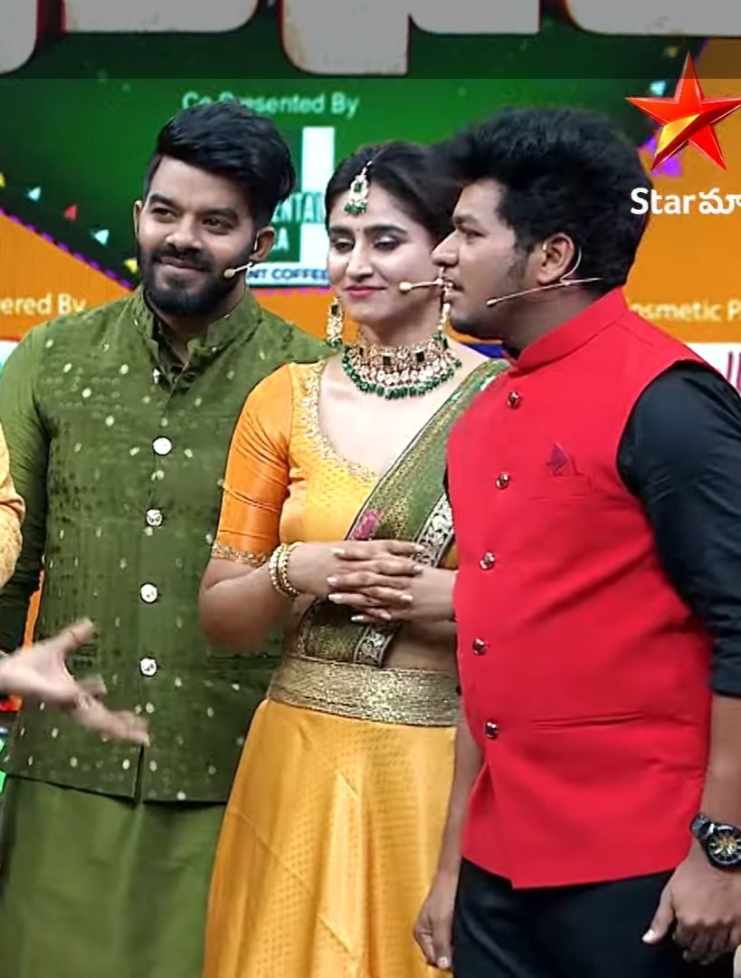 rajravi551's tweet photo. Maa Sankranti Pandem, event on Star Maa. Waiting Anna!! @sudheeranand #sudigalisudheer #sudheer #varshini #FunEntertainment https://t.co/qgVBslDBLy