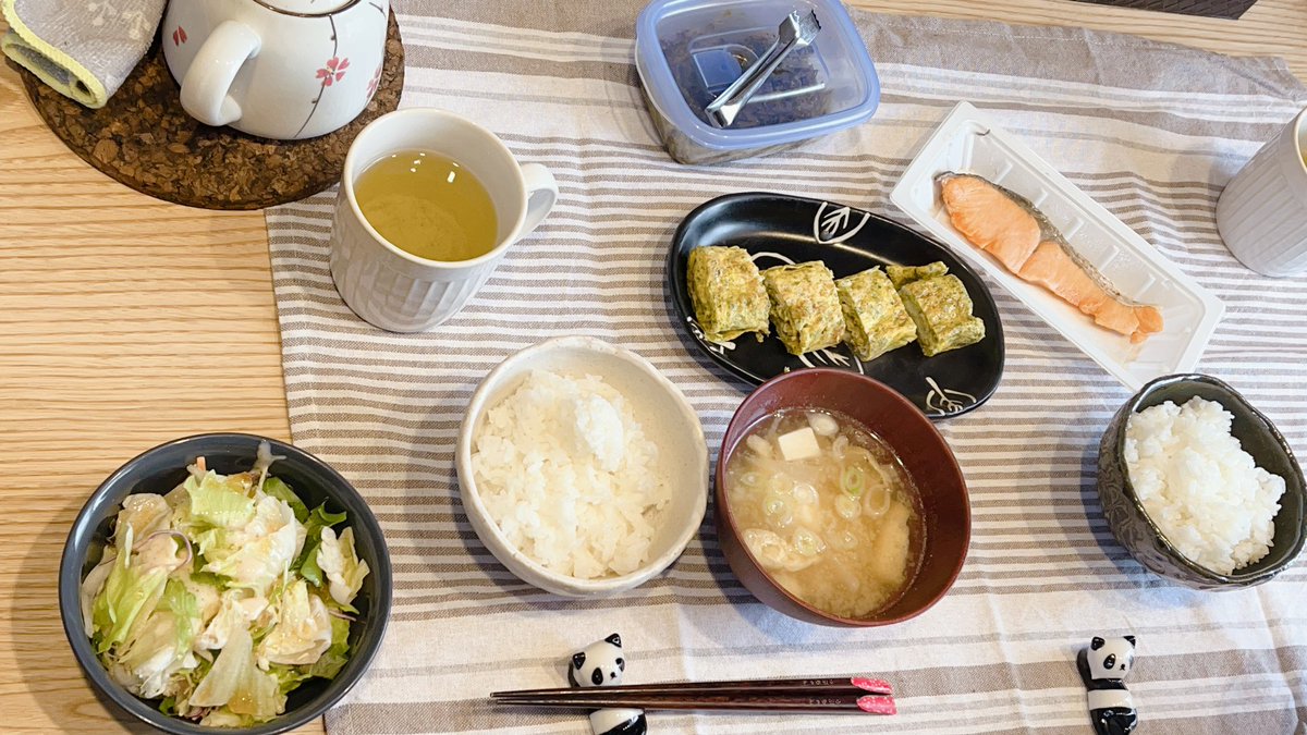 庶民なので、しっかり現実に戻ります🙋‍♀️🫡✨← ってか、お味噌汁とご飯🍚最高♡♡ ほんと、そう思う。今年です🐰🐾♥️