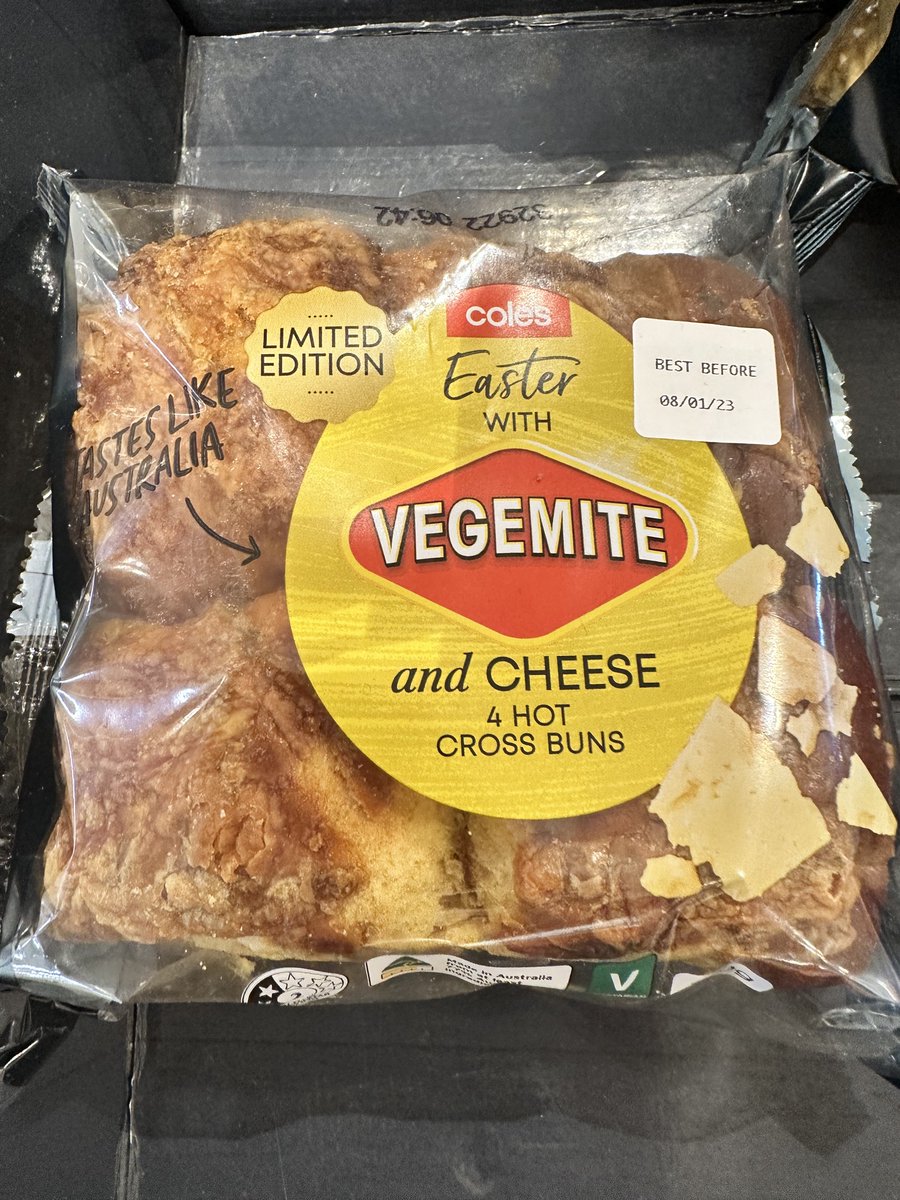 CryptoJimmybraz's tweet photo. Gn to everyone who thinks this is disgusting ๐คฎ ๐ #vegemite #easter #hotcrossbuns #thisisnotliving https://t.co/qstWTVu4ll