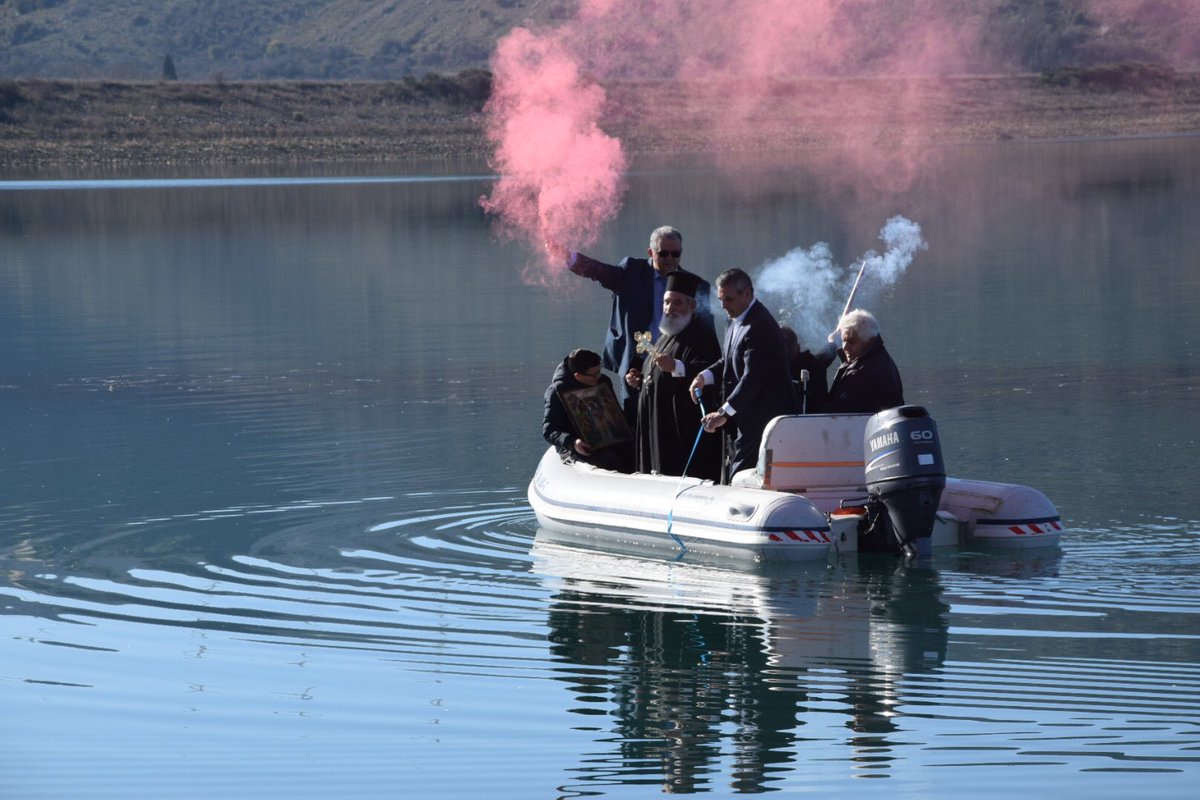 DelDimitris's tweet image. Θεοφάνεια στην λίμνη Τάκα.