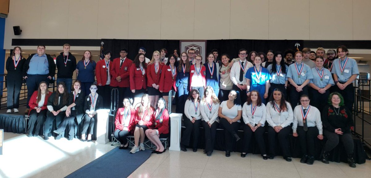 CTCLC_EDU's tweet photo. 21 Gold, 12 Silver, and 4 Bronze medals were brought home by our students from the @SkillsUSA district competition! Way to go everyone! You make us all #CTCPROUD. Next stop, Hershey! https://t.co/XydEi593iV