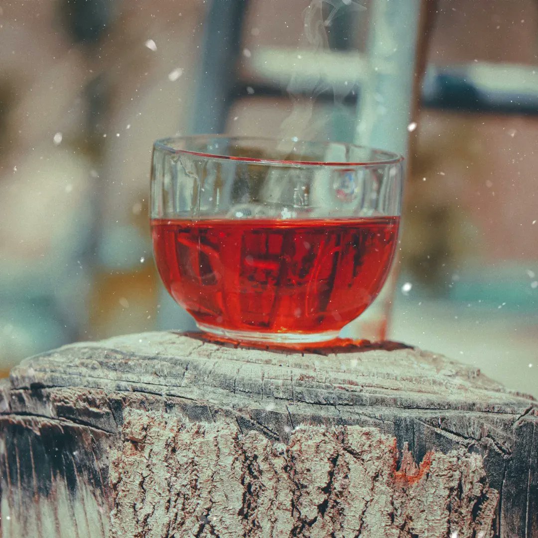 PureTeaUk's tweet photo. 🖤 Many of us are familiar with the benefits of organic products, our organic teas are no different. Grown sustainably and produced without chemicals, your tea cup offers pure, untainted flavour that’s free of pesticides and additives.

#puretea #onlineteashop #teaexperts https://t.co/kqMuMOlP9m