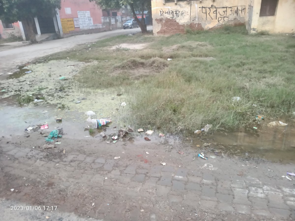 Anuj41084's tweet photo. #Hapur #जिला_हापुड़
नगर पालिका परिषद हापुड़ के अंदर महिला थाना के पास पिछले कई महीनों से पानी भरा हुआ है जिसे कर्मचारी संज्ञान में नहीं ले रहे हैं गंदगी काफी है
@hapursamachar @sandhu_munender @DmHapur @CDO_HAPUR @HapurNagar @SarswatPrafful @SatyaPrakas_PCS @digvijay031
#rbus https://t.co/JMeK2zMt6W