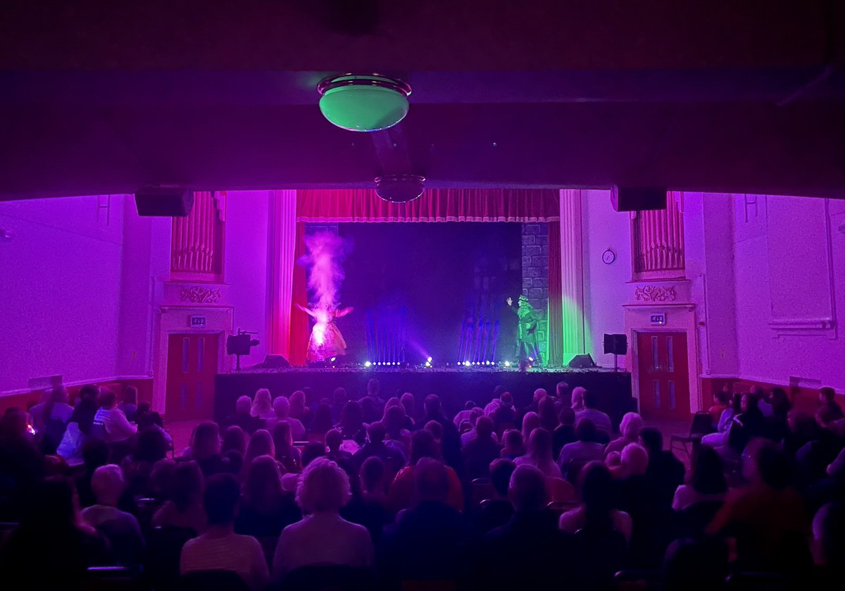 Rainbow Valley Productions (@owenmoneypanto) on Twitter photo And we re off ๐จ Jack & the Beanstalk ๐ฎ๐ซ๐ฑ<a href="/NeuaddBontHall/">Neuadd Goffa Pontyberem Memorial Hall</a> ๐ญ And we re off ๐จ Jack & the Beanstalk ๐ฎ๐ซ๐ฑ<a href="/NeuaddBontHall/">Neuadd Goffa Pontyberem Memorial Hall</a> ๐ญ
