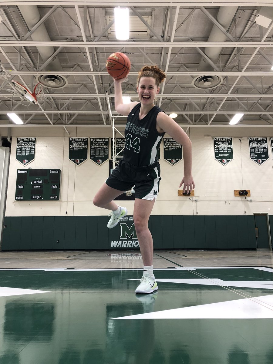 Congrats to Lady Warriors Senior Mairi Smith who has surpassed the 500 rebounds mark for her career. Only the 8th Lady Warrior ever to accomplish that mark!