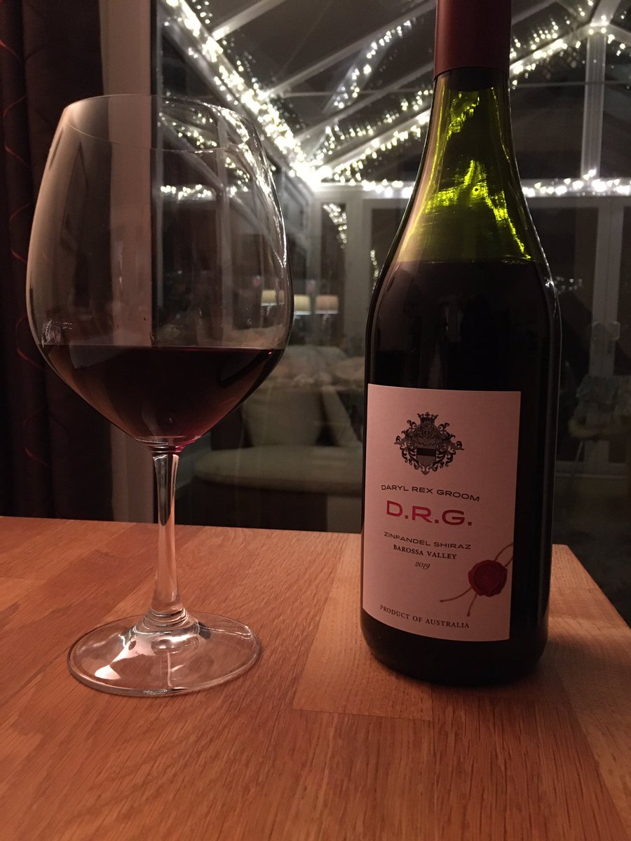 SionCharles's tweet image. Happy #fridaynightclub friends!

How’s your first week of the New Year been?  Mine’s been frantic!!
@MY_LenRichards @innovation_tom @SteveIMoore @ifan_e @Martin1Chris @abip21_abi @JasonLintern @brygriffiths @sazuk1983 @jennet_holmes