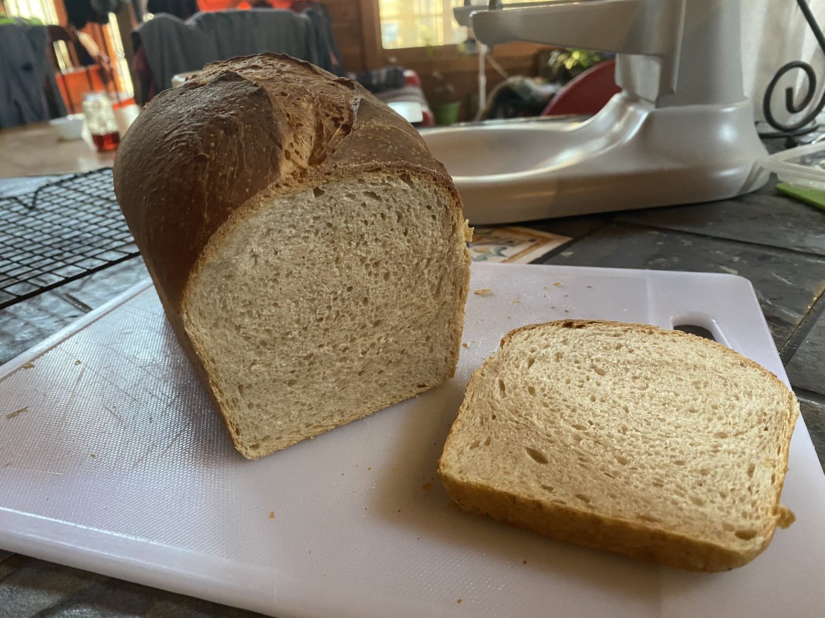 Because I’m tired of all the drama here’s more food pics...I wrote baked, adjusted, and re baked this recipe for a sourdough sandwich loaf. It came out pretty good! Idk what the change was but suddenly this year I was able to keep my starter alive and happy! Lol. #fermentedfoods