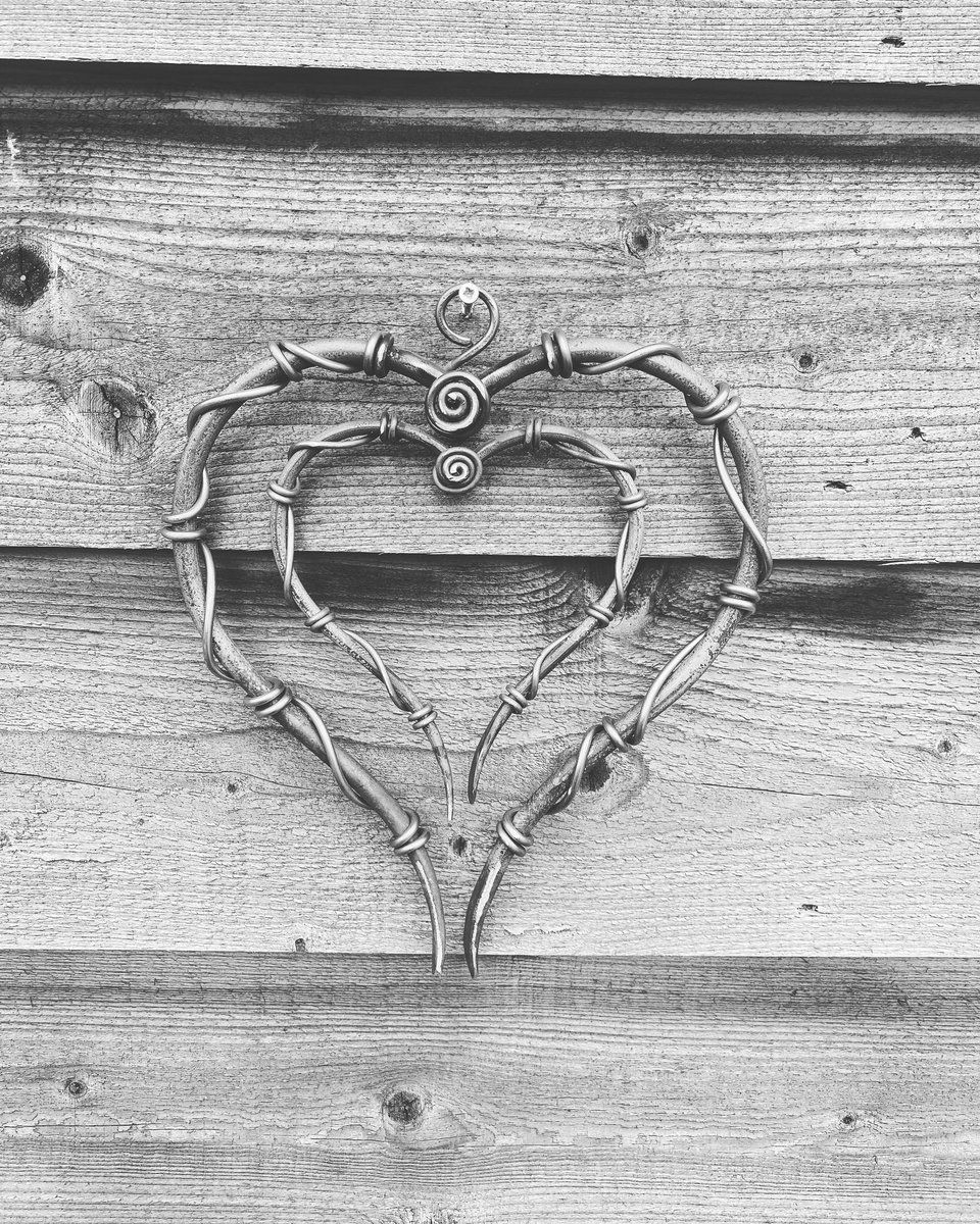 lovethetree's tweet photo. It’s going to be all about love in 23, you’ll see!! Xxx https://t.co/Dkld5bRdOK