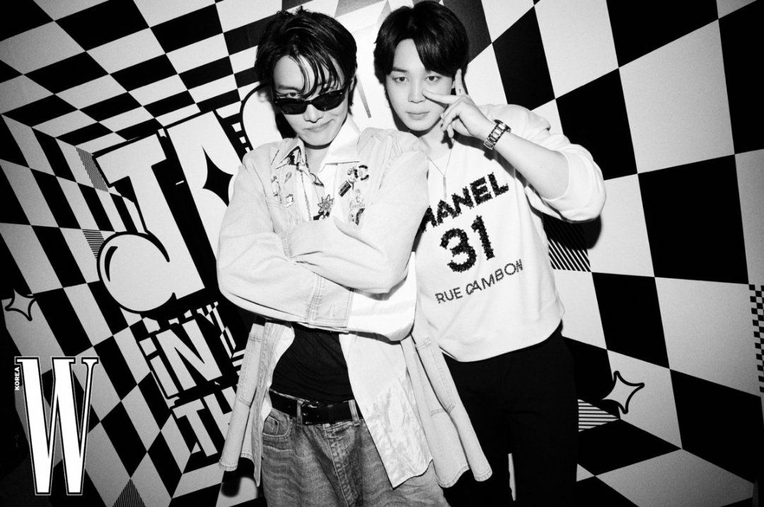 #jihope #jihopeau #чихоупы #чихоупыау 

— Я больше не могу. Ты такой жестокий, хён. Это настоящее издевательство.
— Ну же, Чимин, просто сделай то, что ты обещал.