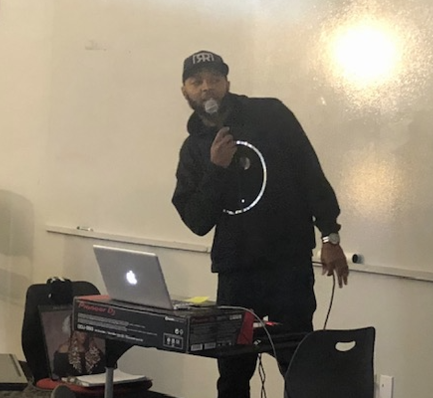 There's music and dancing at Metro this J-Term, thanks to community partners teaching ballroom dancing and music production to high school students.